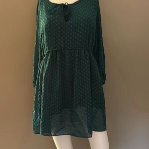 Motherhood maternity green Swiss dot shirt with tank XL